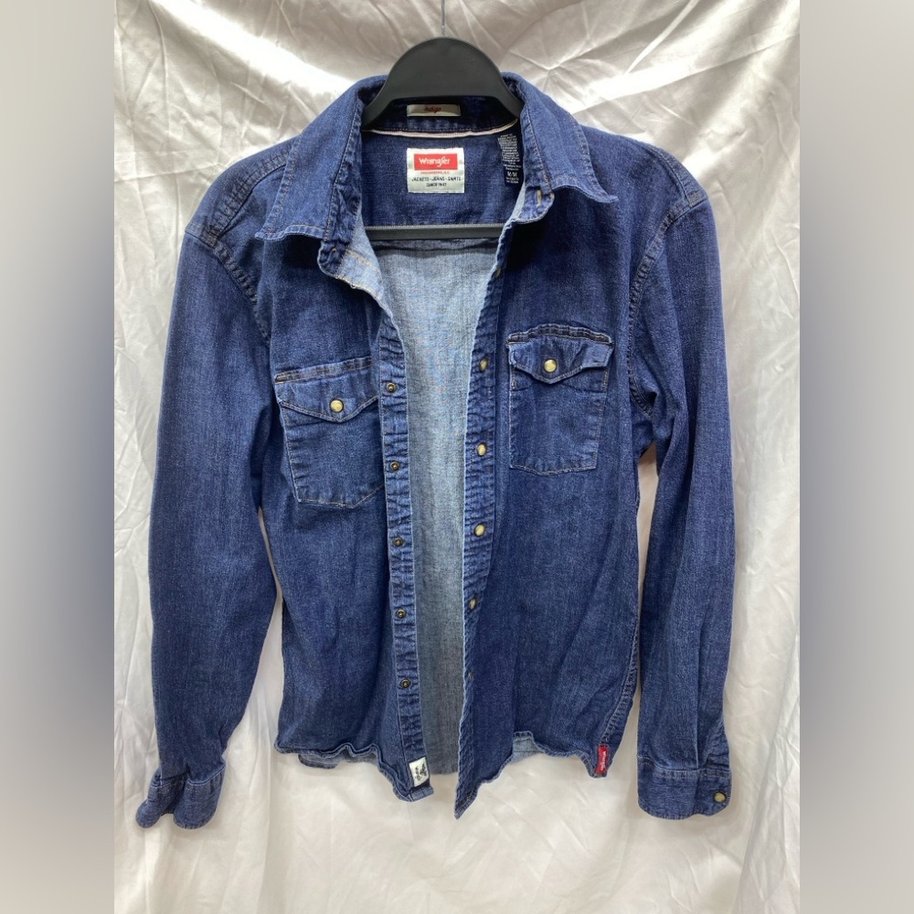 Wrangler Denim Snap Button Shirt Jacket – Size Medium